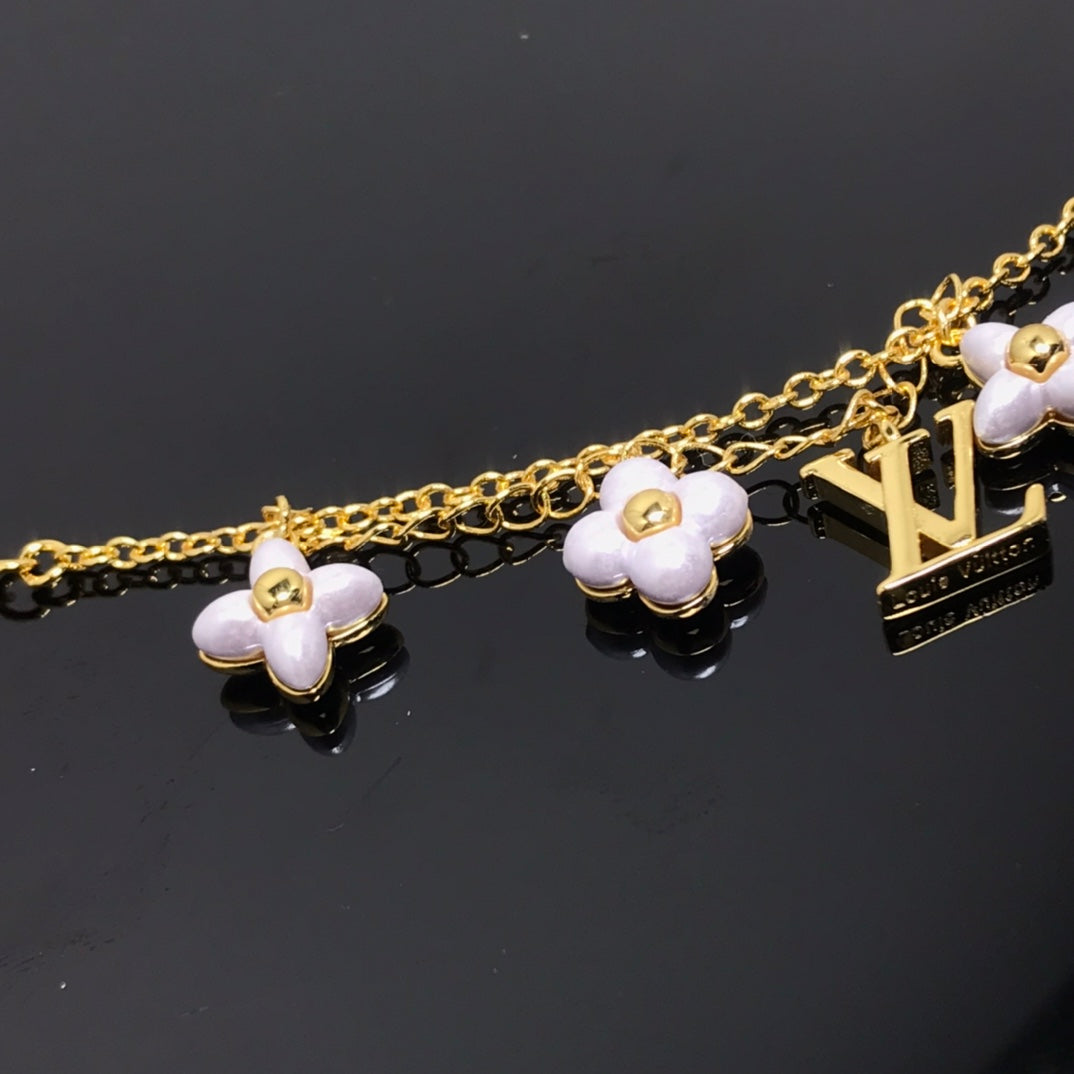 Flower Charm Bracelet - Gold